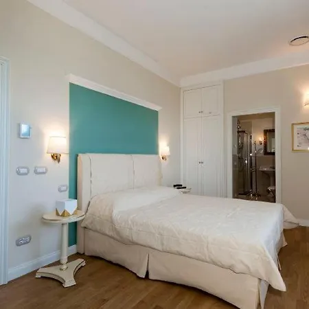 Willa Sleeps 10 Pool Air Con Wifi Baveno
